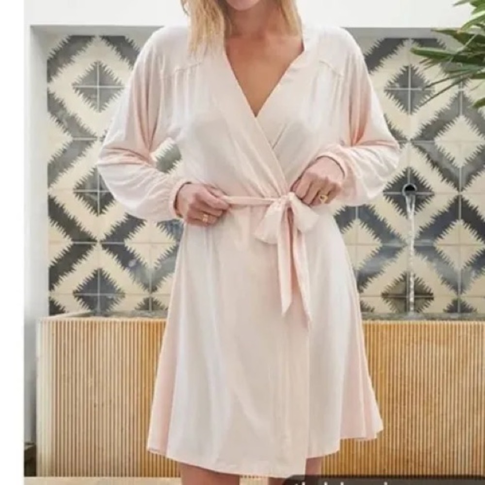 Lake Pajamas- The Dreamknit Robe in Peony Modal